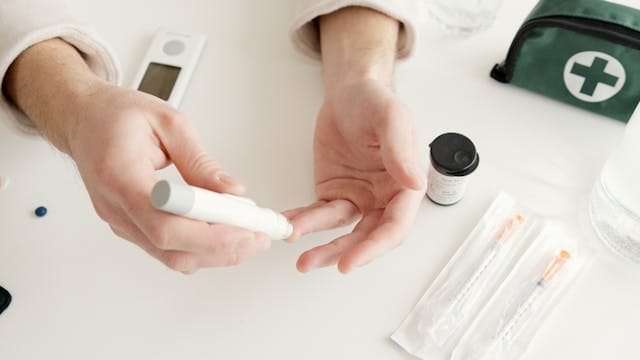 Insulin Resistance - Symptoms, Causes, & Treatment