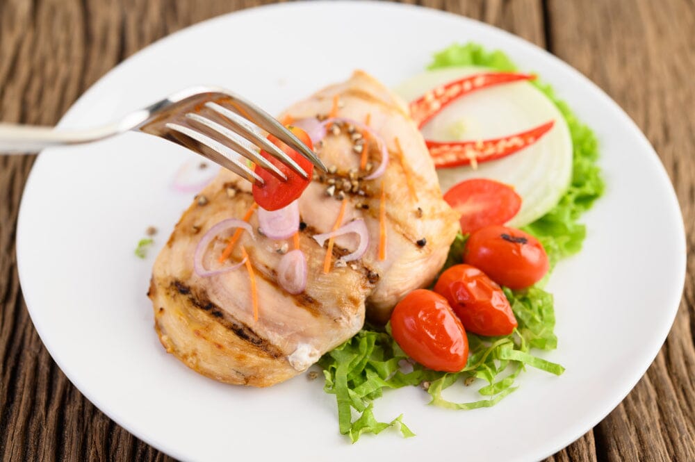 How Many Calories Are in a Cooked Chicken Breast?
