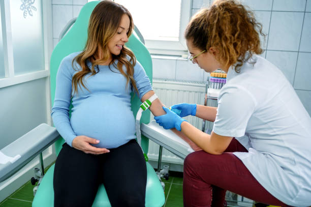 NIPT vs Amniocentesis: Accuracy, Risks & Cost in India