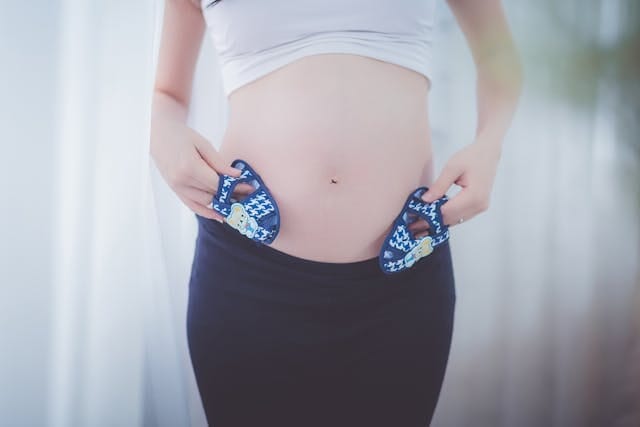 Here's How to Manage Stomach Cramps and Diarrhea in Early Pregnancy