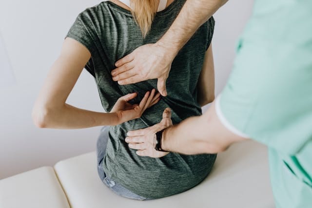 What are the Signs of GERD? How do I Treat GERD Back Pain?