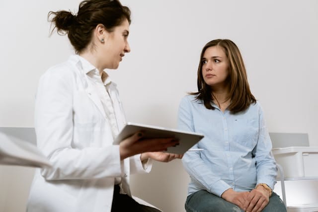 Can Vitamin B12 deficiency be a sign of cancer?
