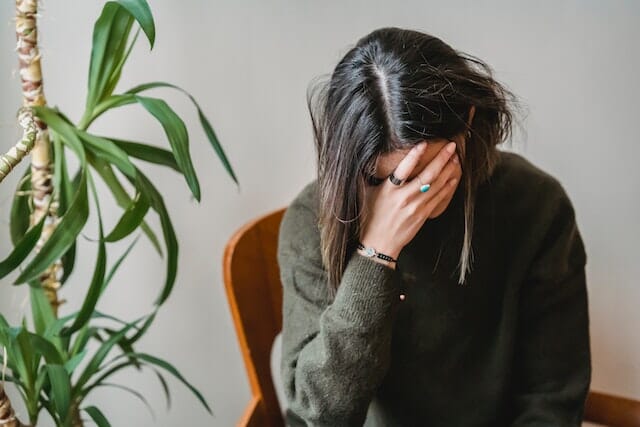 How do I Test my Thyroid? What is the T3 T4 TSH Test Price in India?